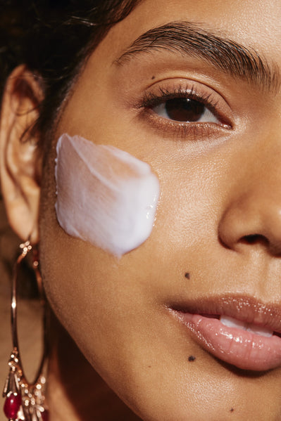 Oil vs serum which one belongs in your Beauty ritual?