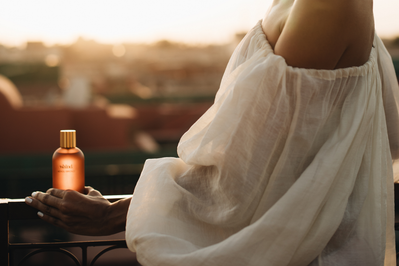 <strong>Evening Glow Rituals</strong>